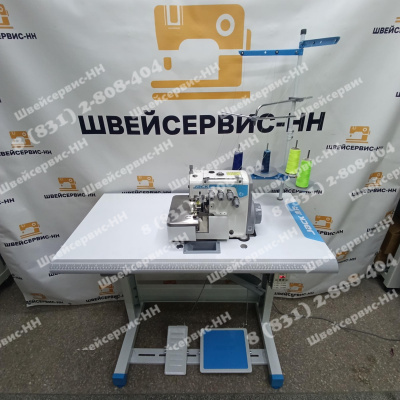 Оверлок четырехниточный JACK E3-4-M2-24 (комплект) БУ